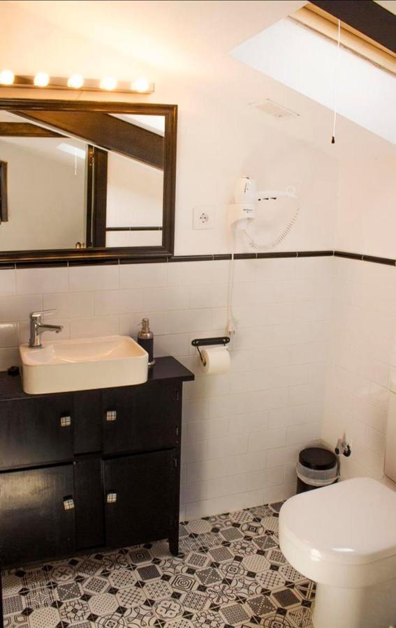 Apartamentos Puenteviejo Аренас де Сан Педро Екстериор снимка