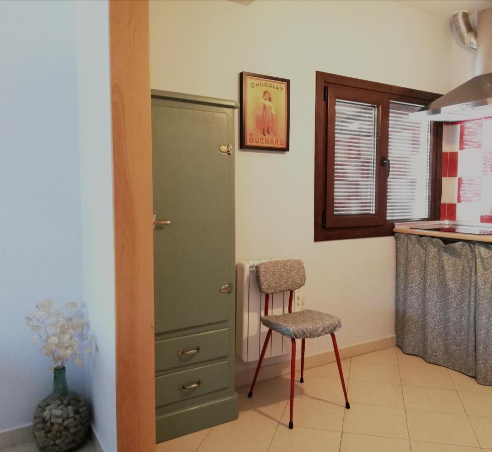 Apartamentos Puenteviejo Аренас де Сан Педро Екстериор снимка
