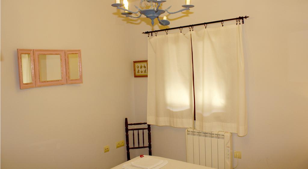 Apartamentos Puenteviejo Аренас де Сан Педро Стая снимка